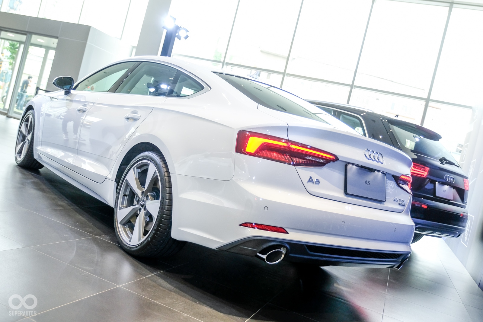 現場展示的Audi A5 Sportback配有S-Line套件