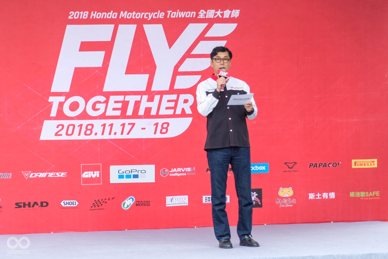 HONDA TAIWAN董事長 伊藤隆人上台致詞，歡迎車友參加2018年度大會師
