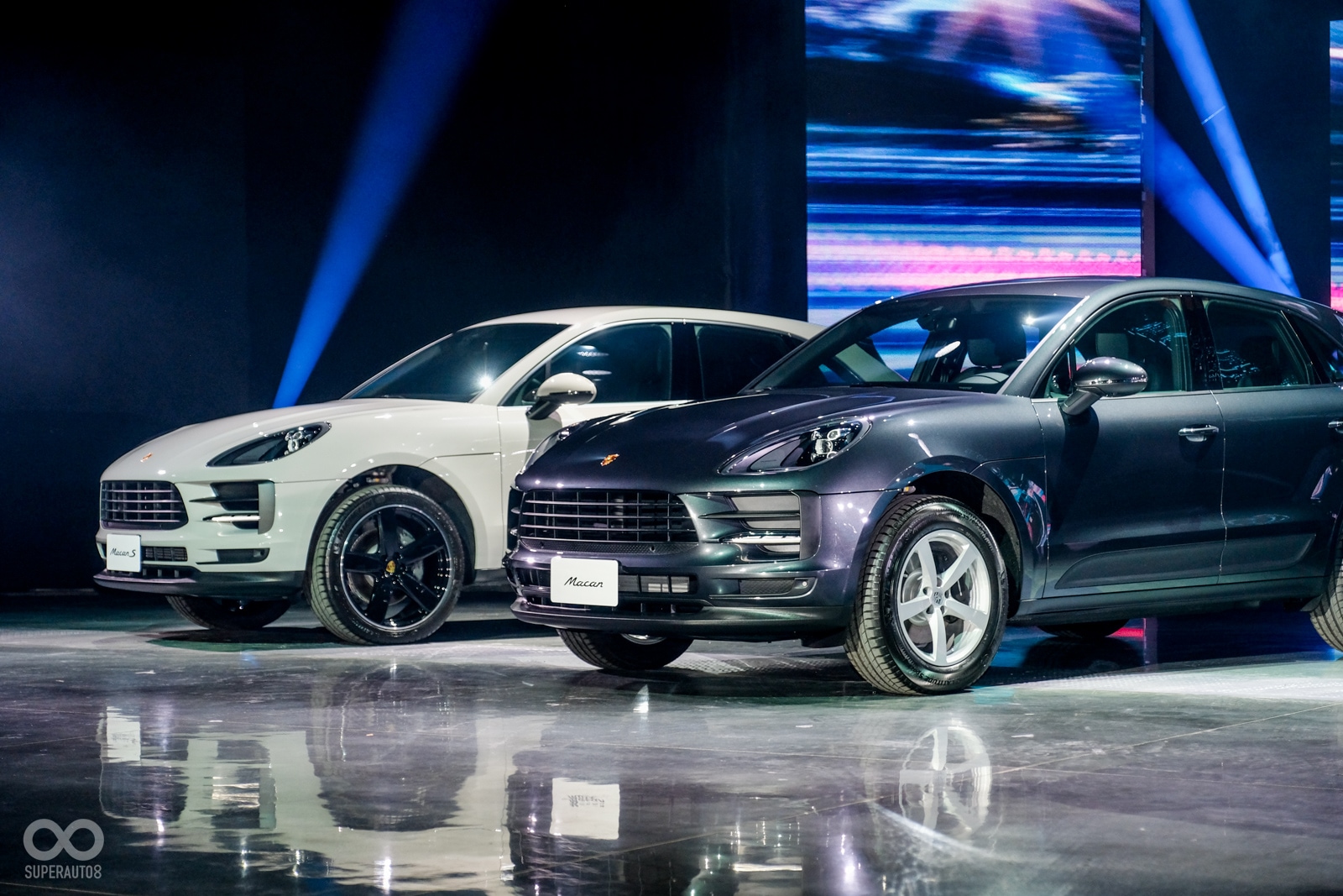 本次導入的The new Porsche Macan,分有Macan、Macan S兩種車型,分別搭載2.0L直列四缸渦輪引擎,和3.0 V6單渦輪增壓引擎