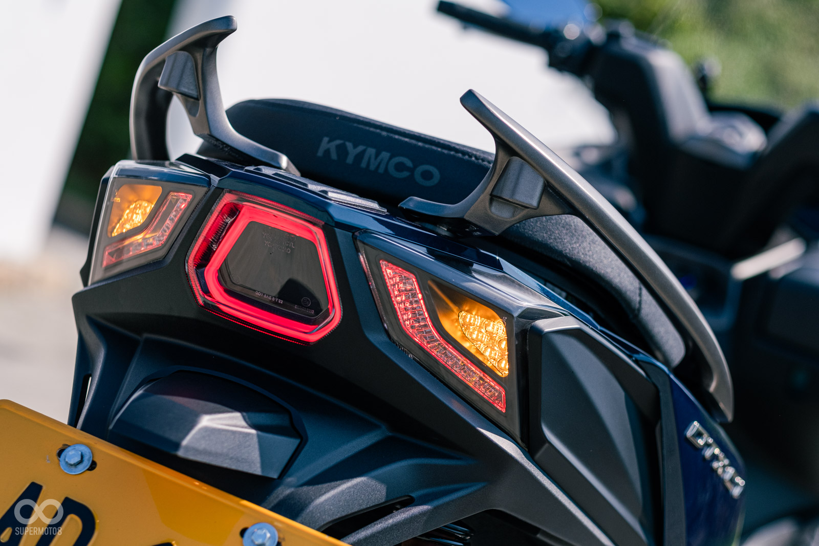 尾燈造型相當特別