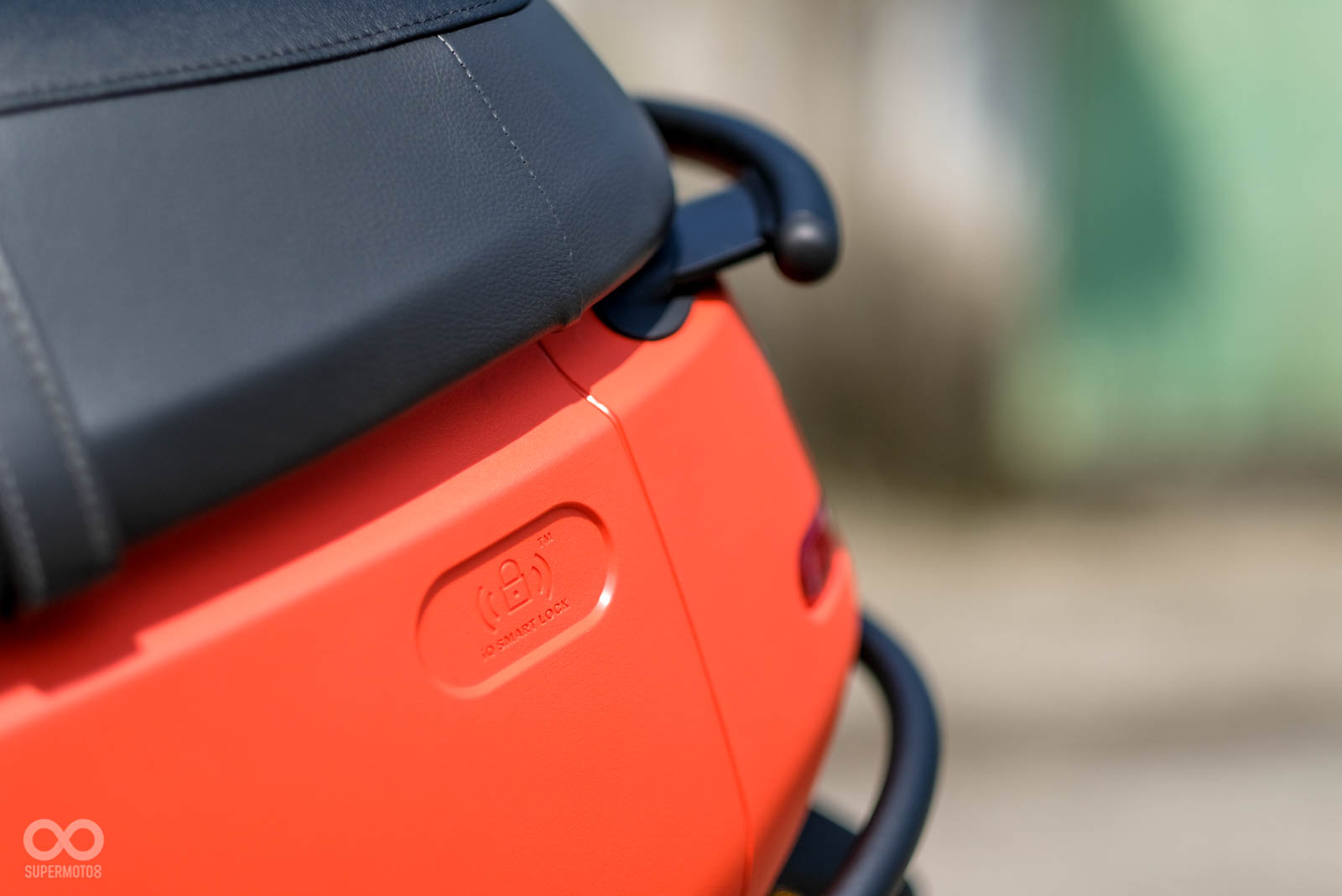 NFC鑰匙感應處位於車尾