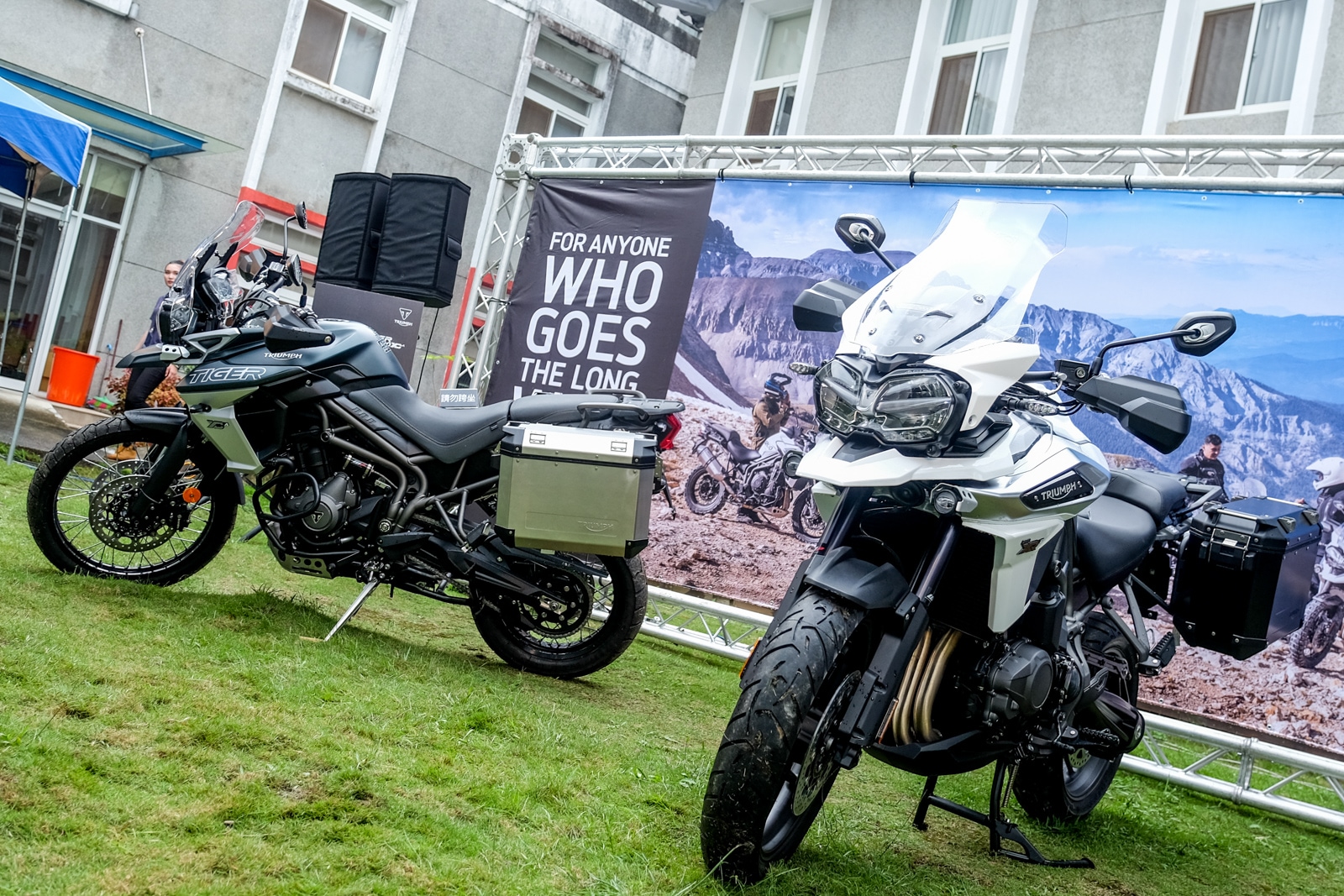 近年不少歐系ADV車款,都採用中量級與超公升級的雙車策略搶佔市場