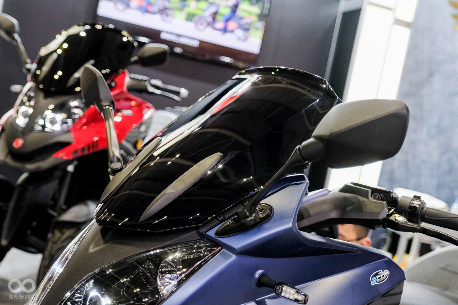 後照鏡的造型也與先前款式略有不同