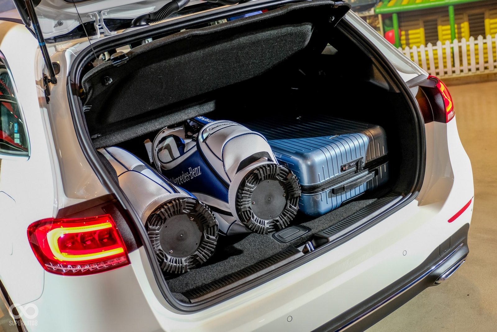 新世代B-Class後座可40/20/40傾倒