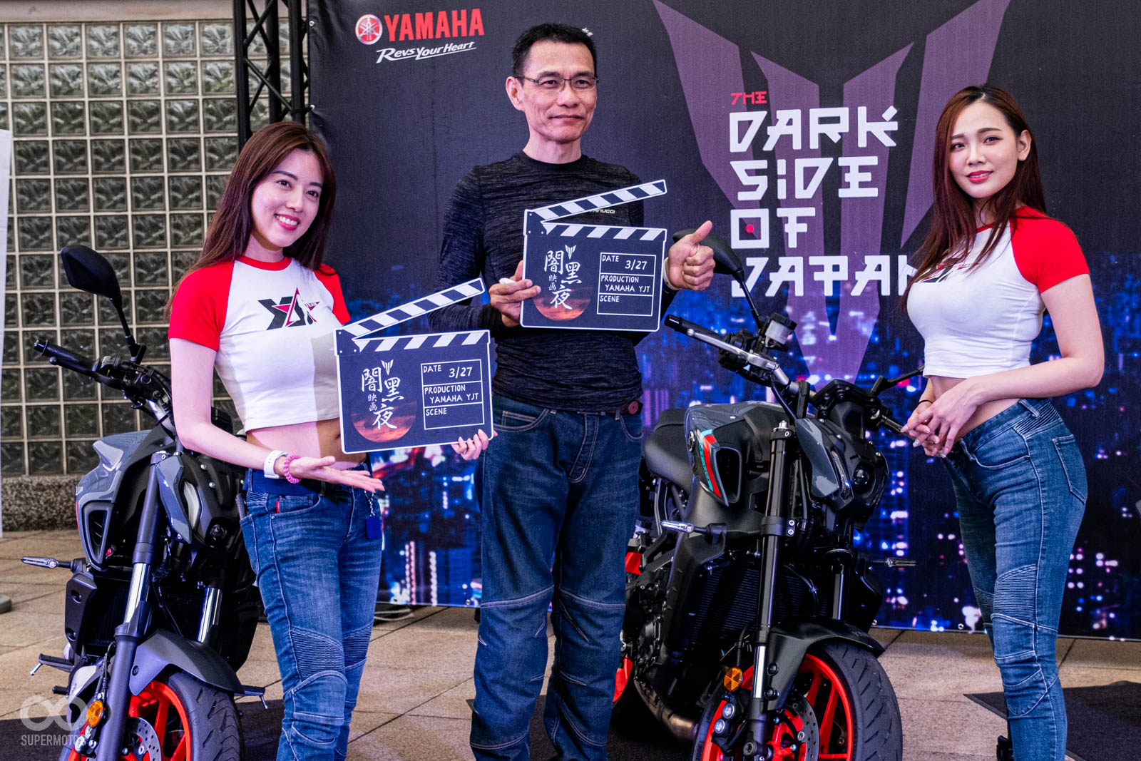 只要在現場拍照打卡,就能獲得一個MT車系專屬的保溫杯