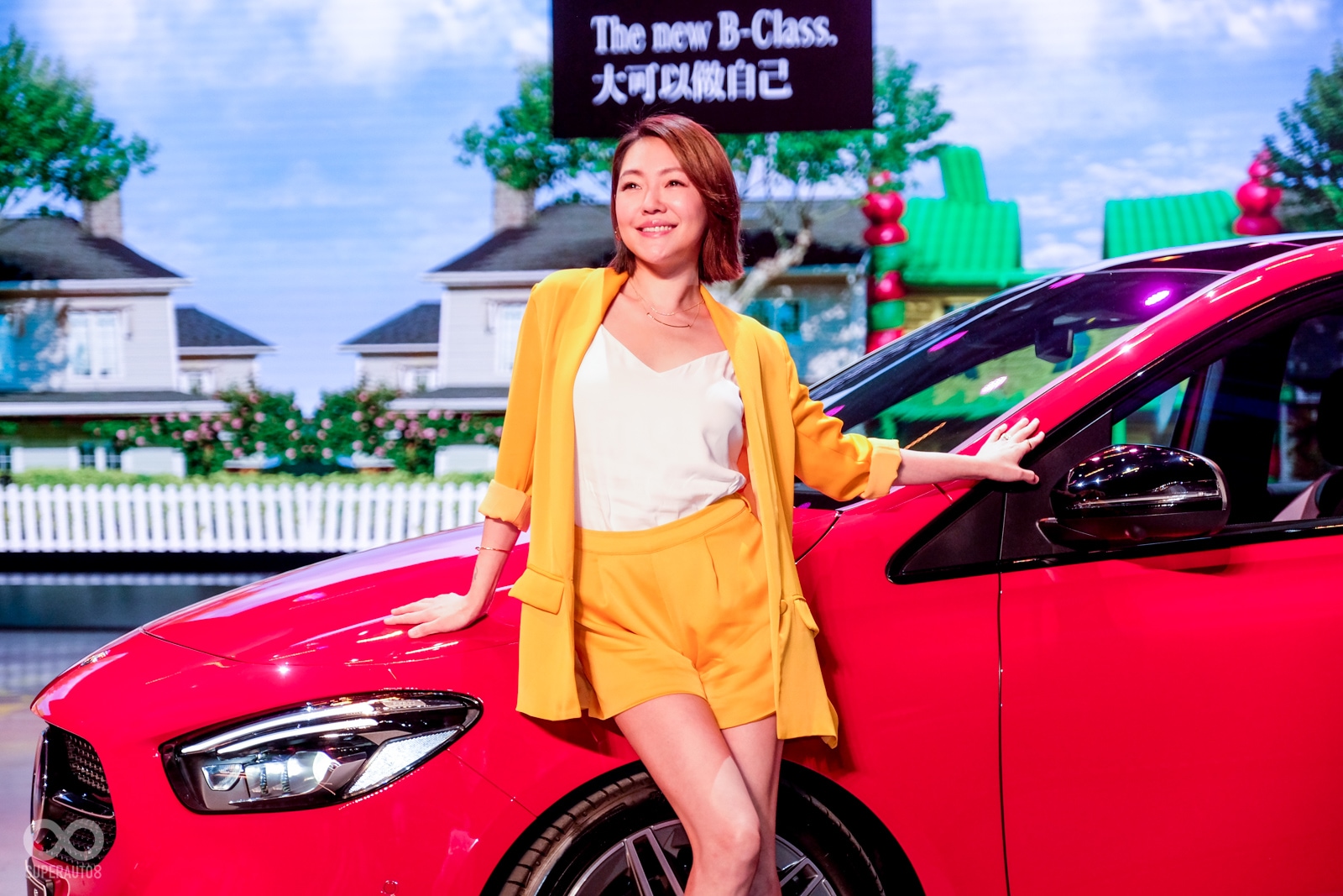 小S出席The New B-Class星光上市派對,並擔任活動評審