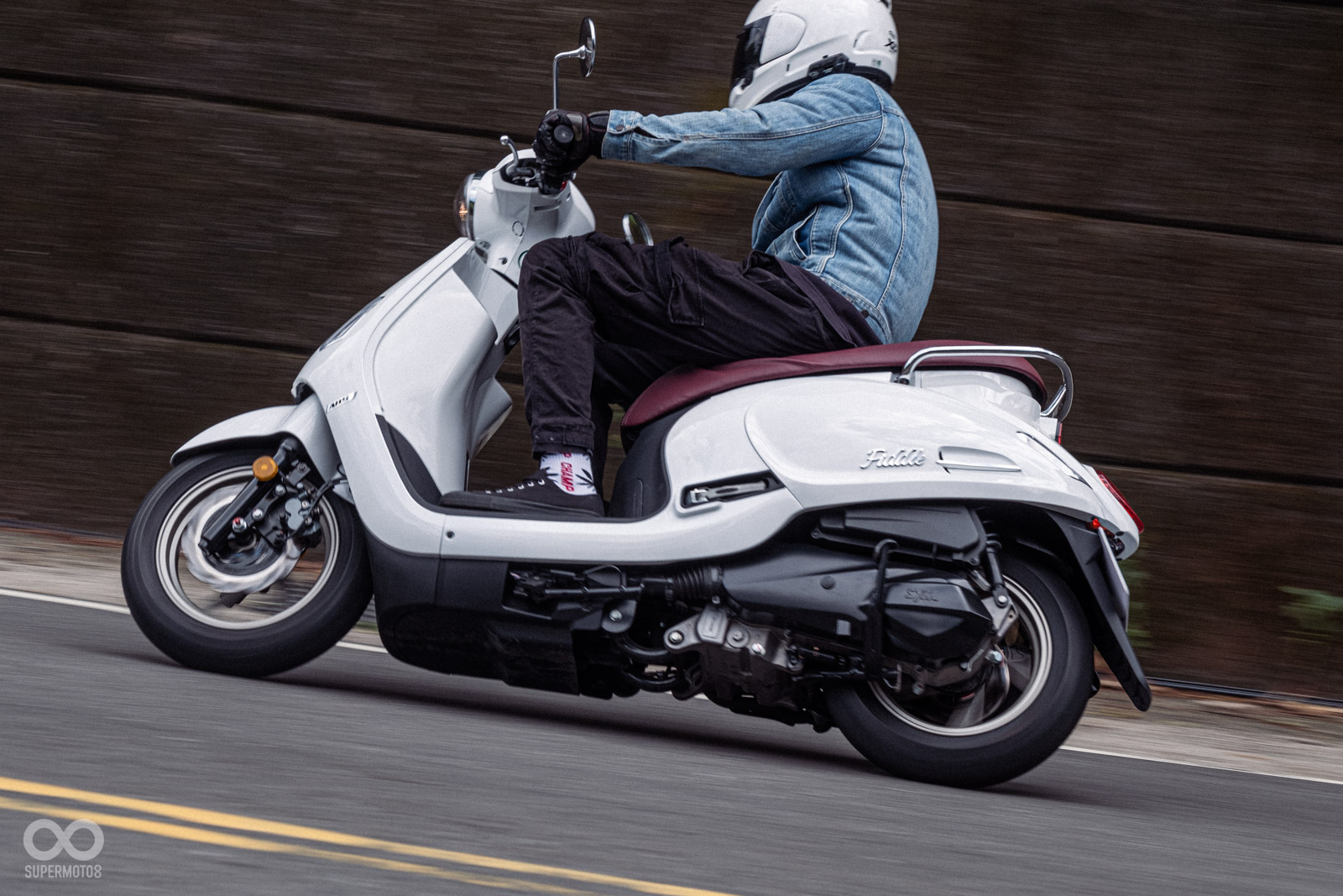 雖然外型是台精緻的歐風速可達，但骨子裡FIDDLE 125可是保留著運動基因