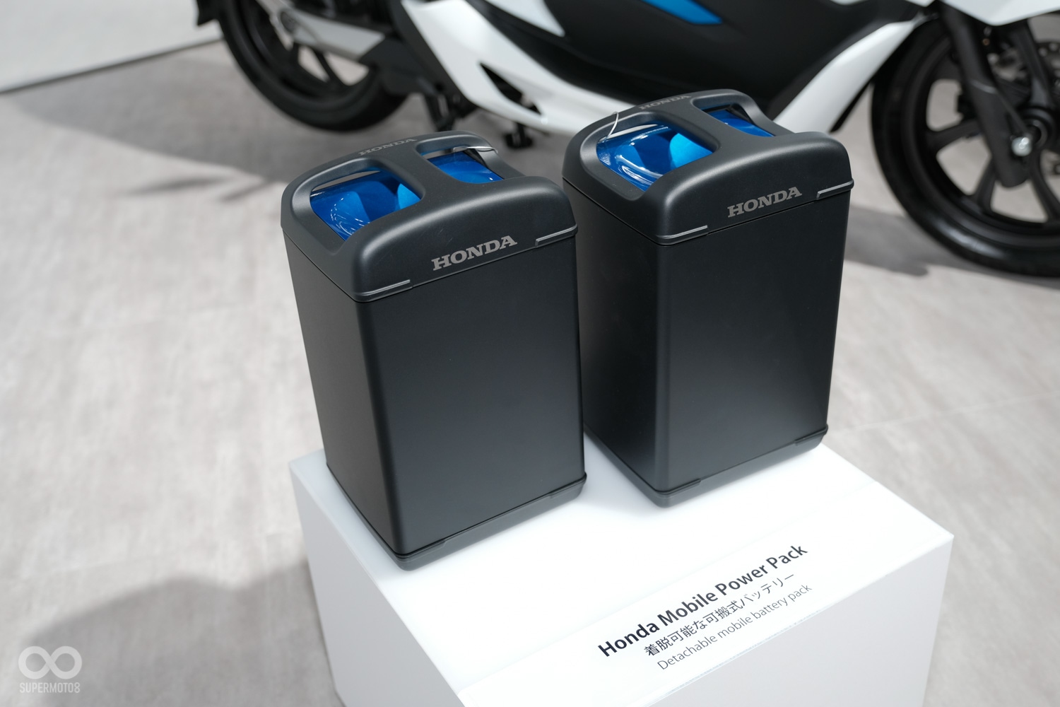 曾來台考察的HONDA,也在2017年底的東京車展,提出自家的換電架構