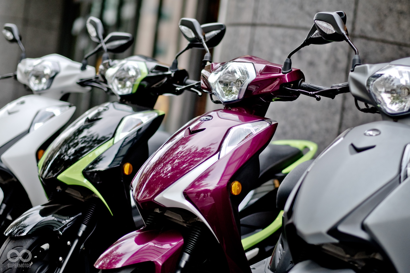 KYMCO G SENSE 125共有霧鑽銀、亮紫、消光白、黑四種車色