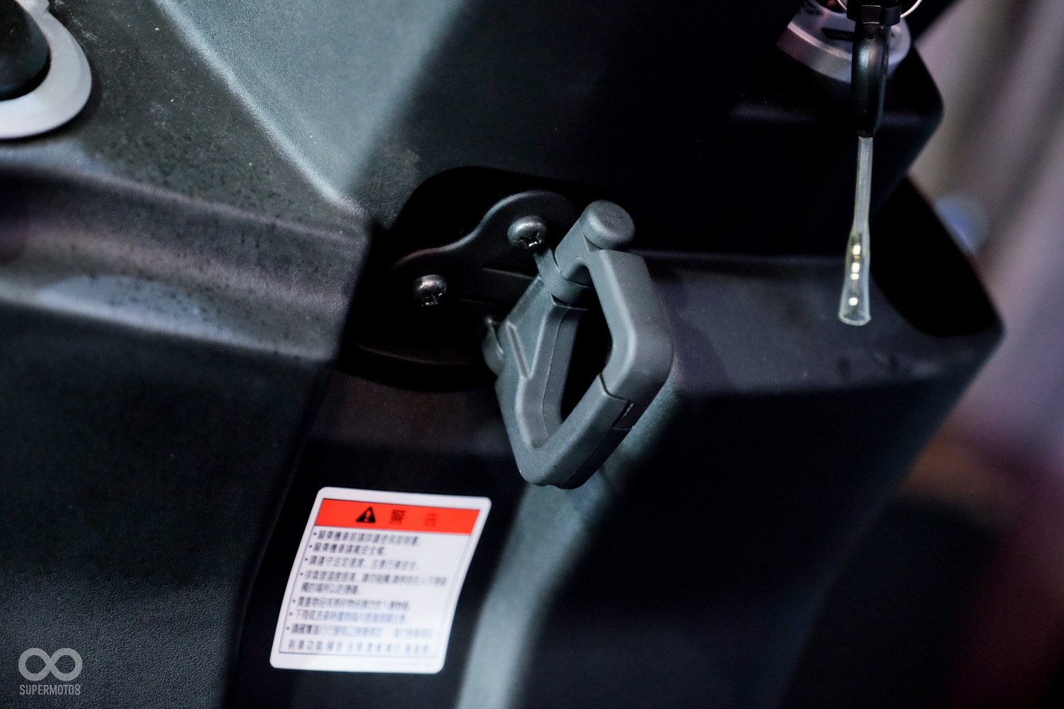 非常好用的防跳脫掛勾