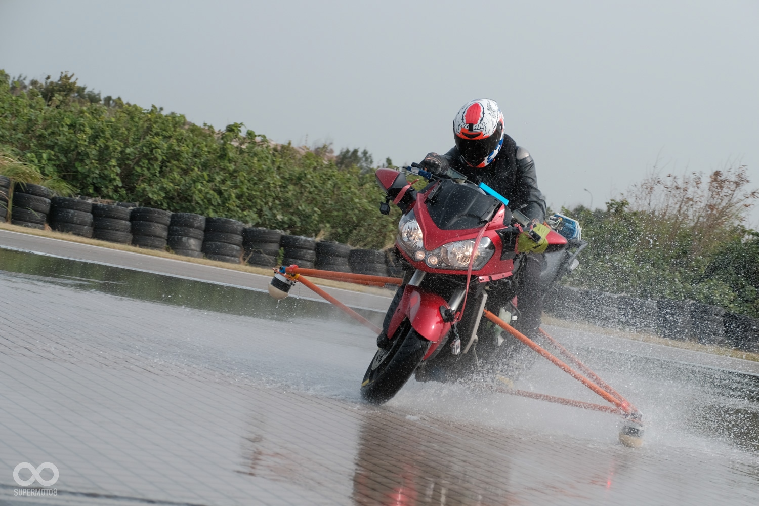 時速30與時速60失控是一樣的，差只差在滑行距離