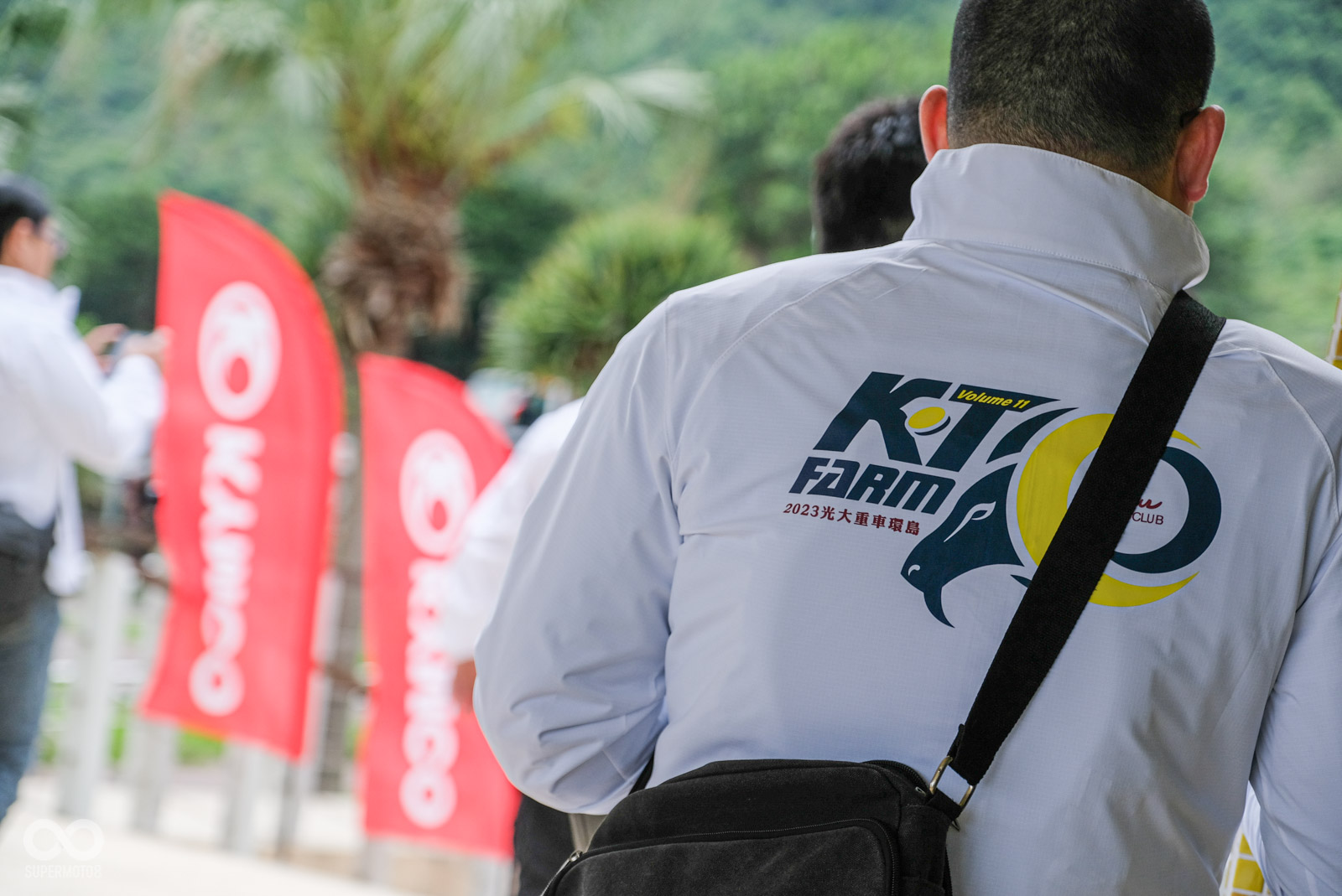 現場提供車友集章活動，完成後可換取紀念品，活動報名也贈送專屬外套