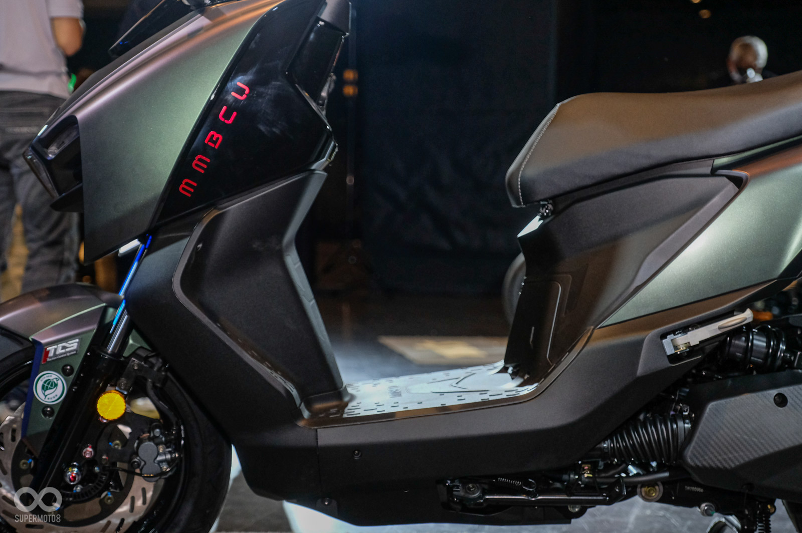 前方的斜踏板是許多DRGBT車主夢幻的設計