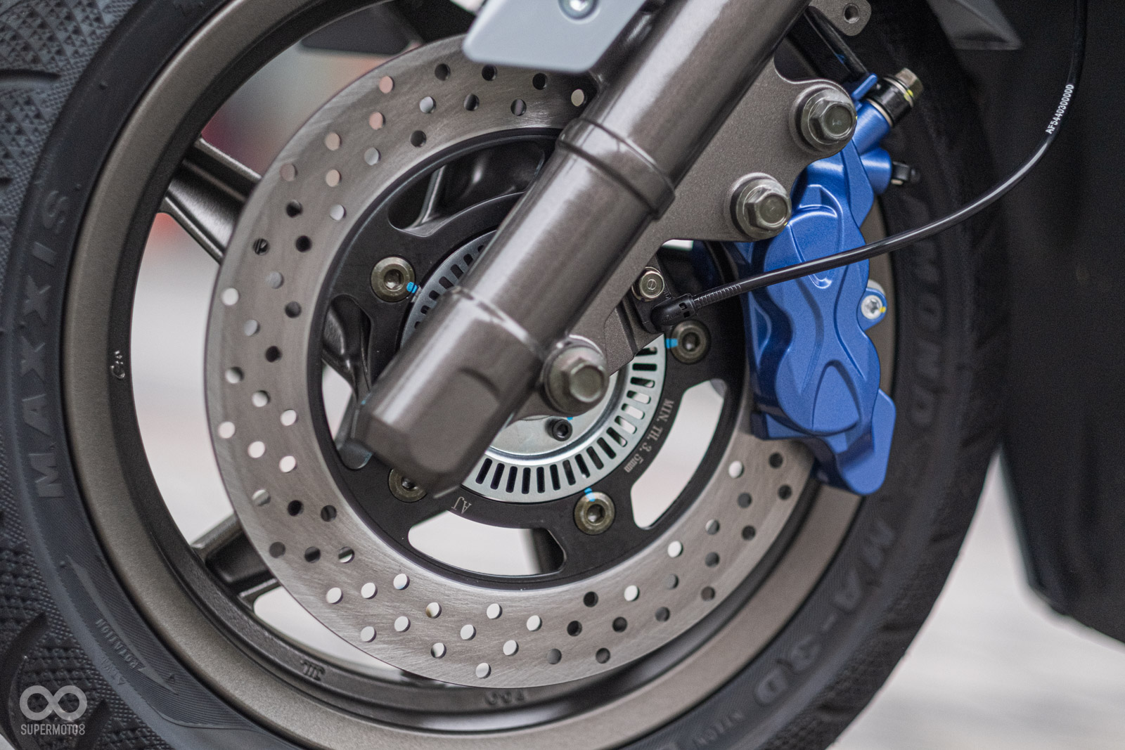 對象四活塞卡鉗