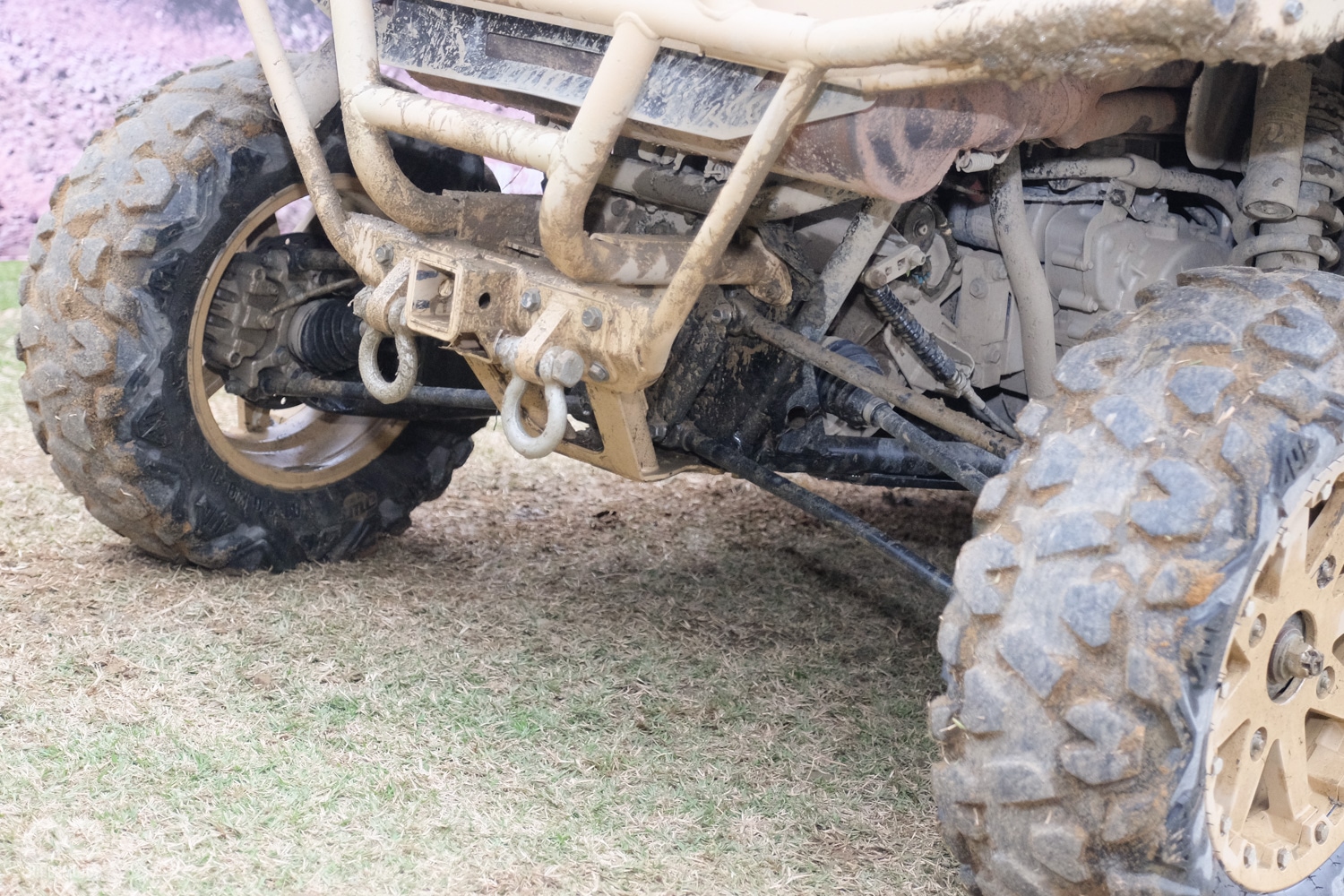 車尾也配備拖車勾,在國外MRZR另外還有子車的選配,但台灣似乎沒有引進