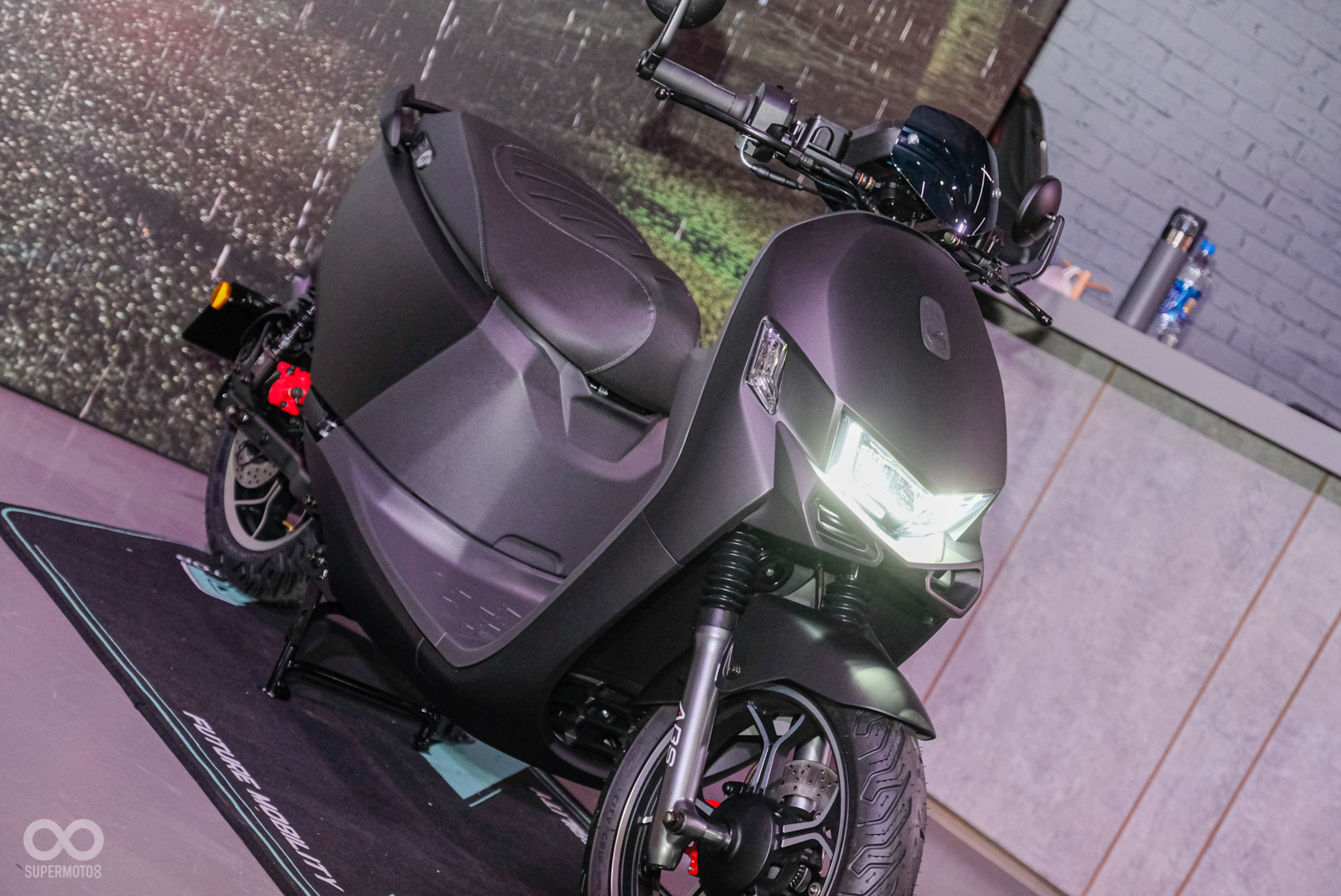 Ai-1 Ultra Belt雖然外觀以運動著稱，但也同樣僅有7.6KW動力輸出，對比S7R的8.3KW遜色不少