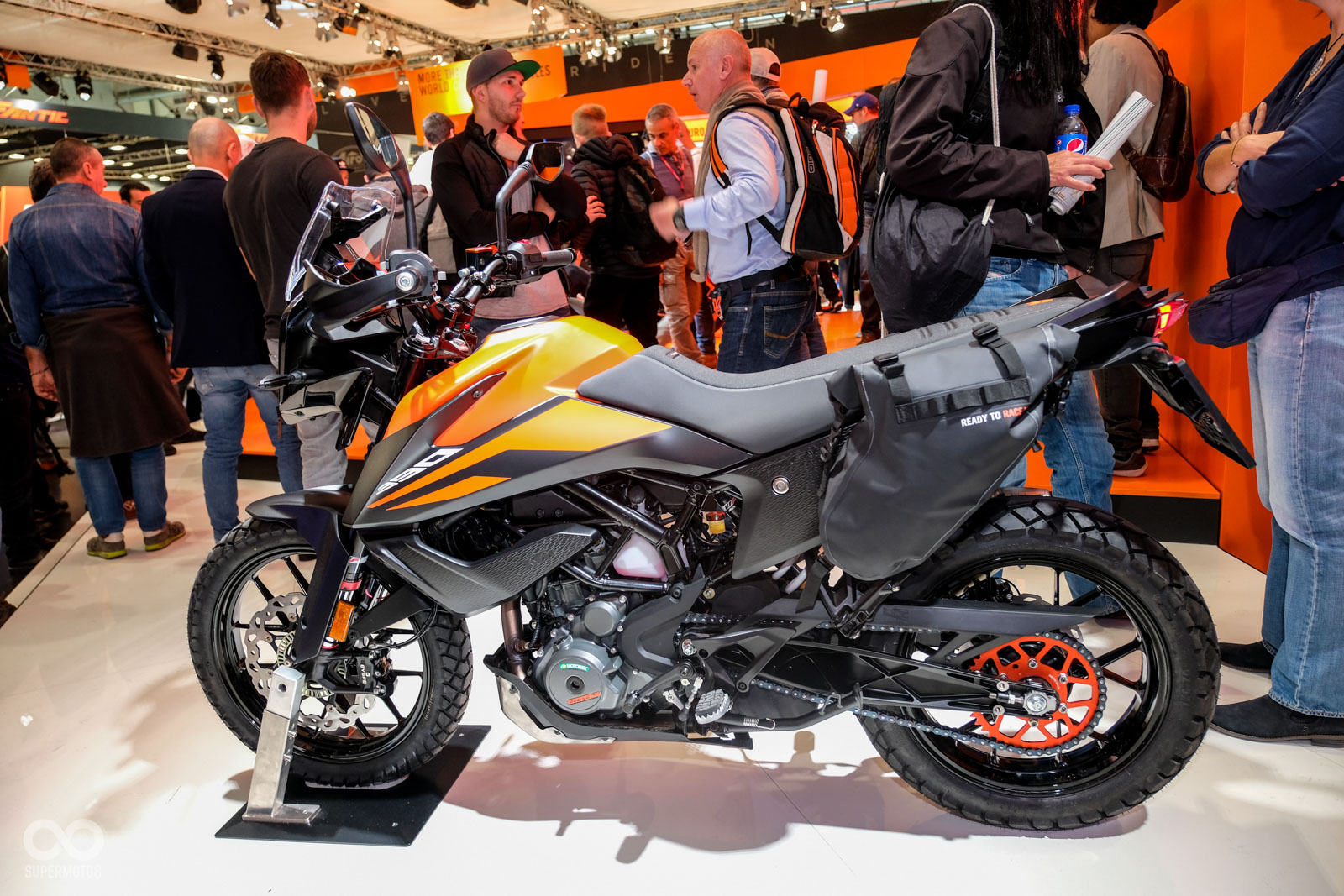 390 Adventure在2019年米蘭車展上首度現身