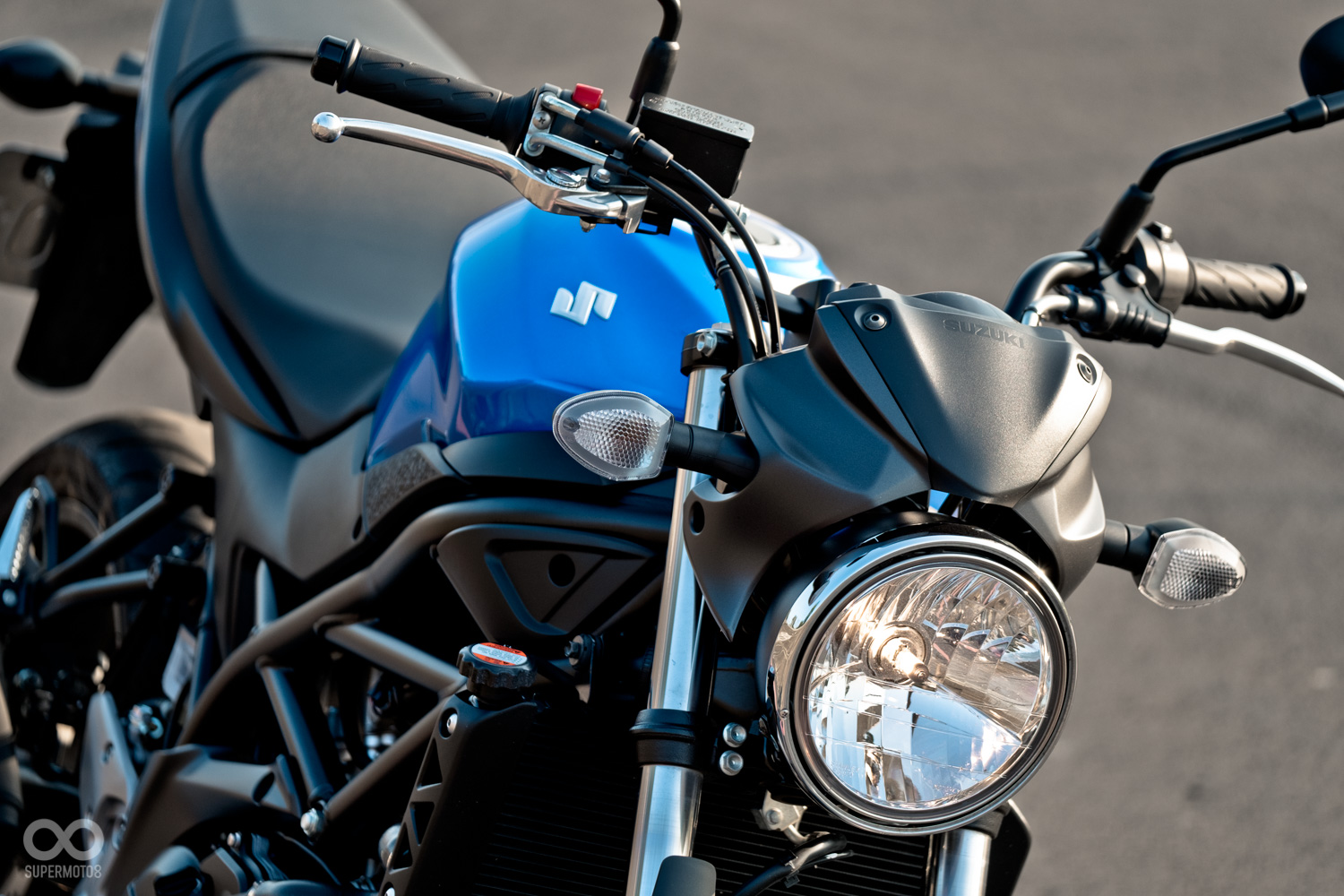 SV650的洗鍊不經讓人想起日本車的黃金歲月8、90年代