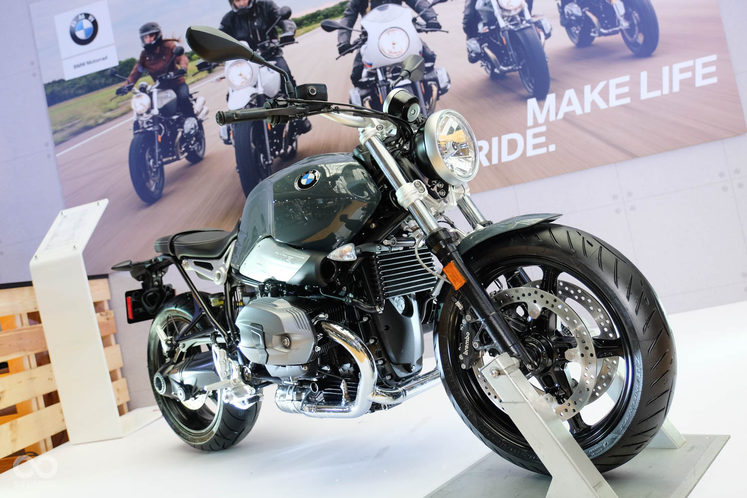 入門款的R nineT Pure配備較為簡單,讓車主擁有更大的創作空間,售價為親民的69.9萬