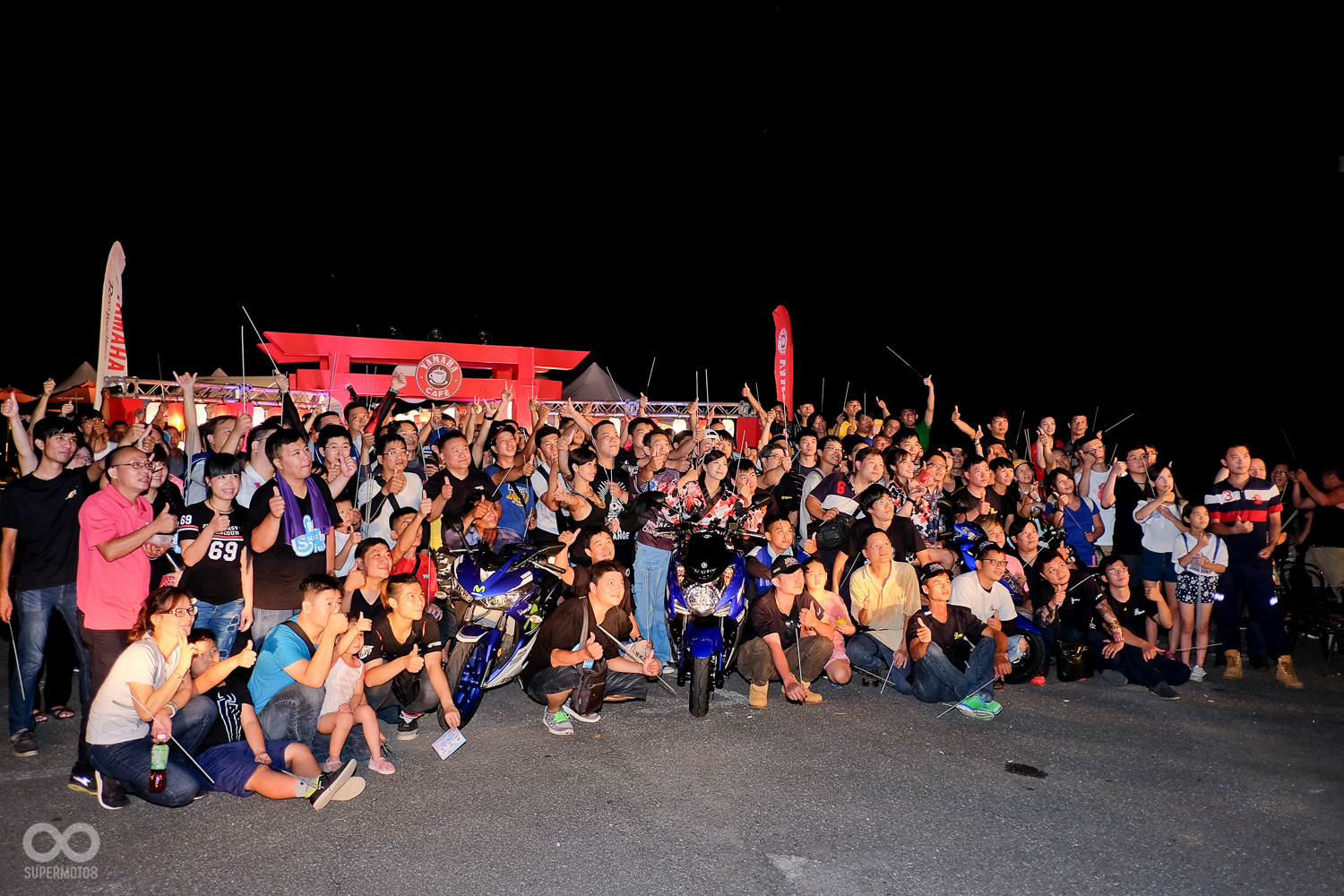來參與祭典的所有YAMAHA車主進行大合照