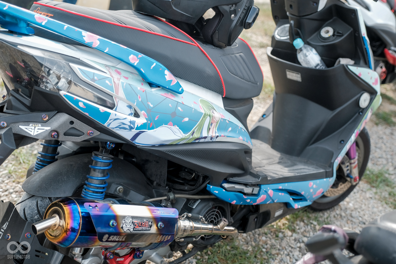 說到個性化的改裝，俗稱痛車的彩貼改裝自然也沒缺席！