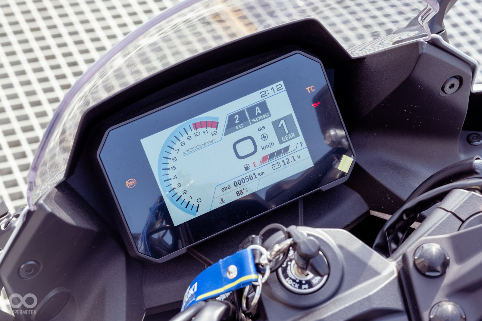 電控方面也搭載有騎乘模式、進退快排等新世代科技,可惜介面顯示方式仍屬較不直觀的設計