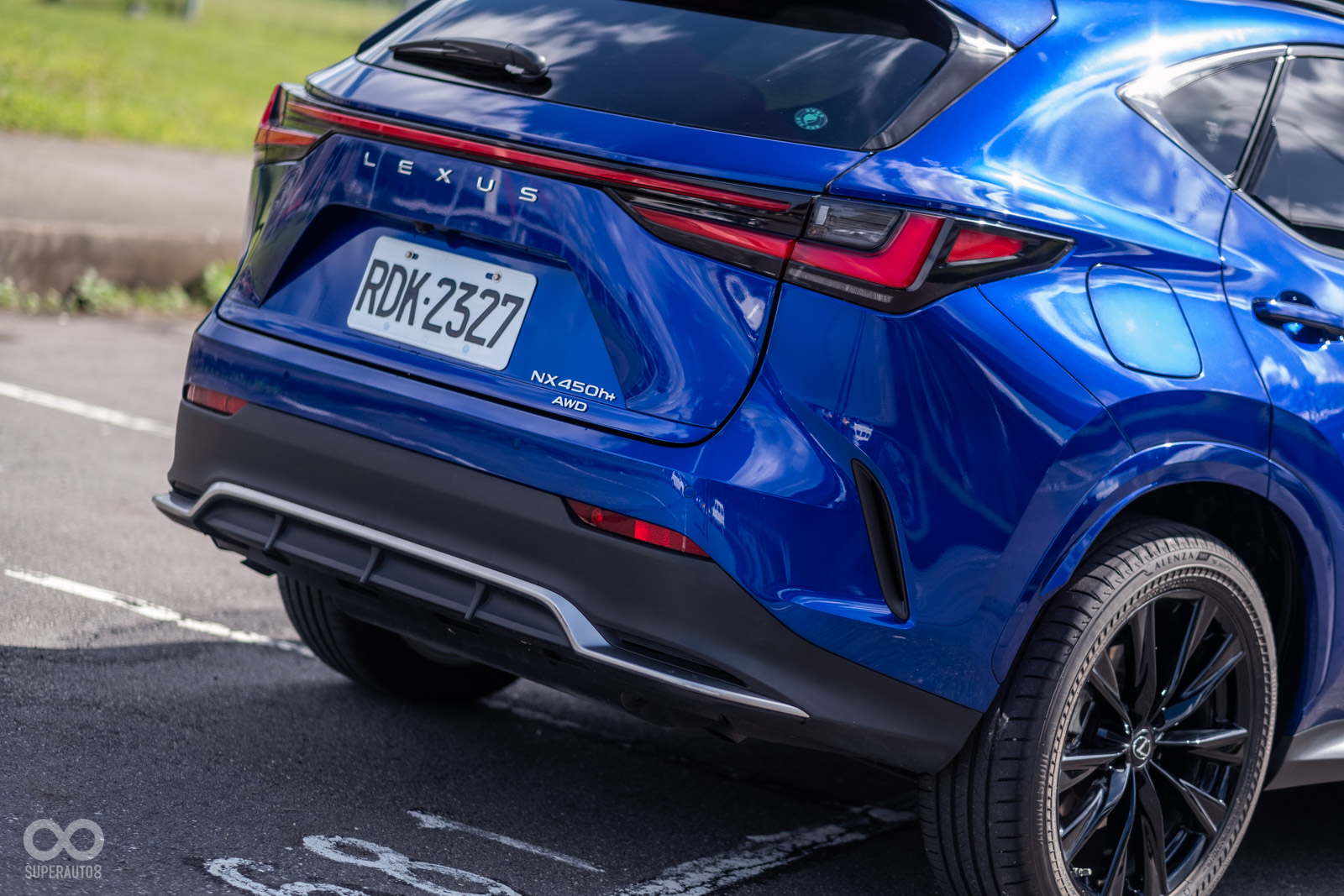 F SPORT外觀加上專屬車色，讓NX看起來動感不少