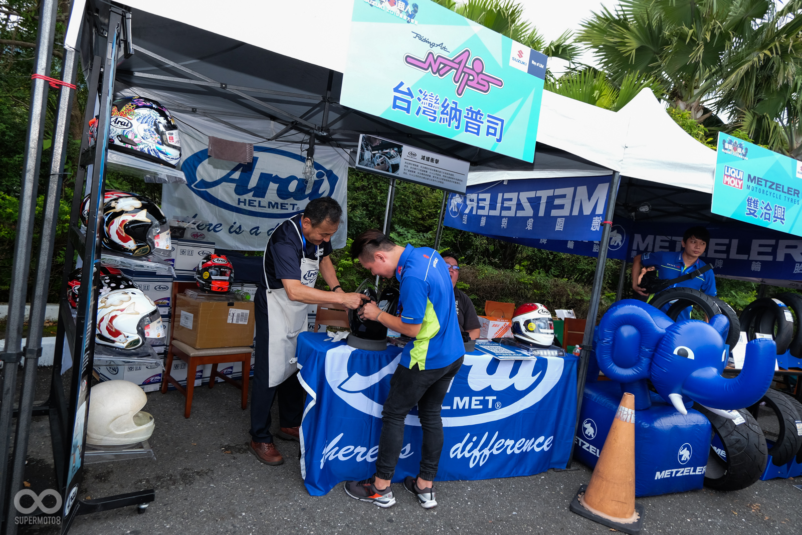 活動現場也有不少商家不辭辛勞,前進台東來擺攤