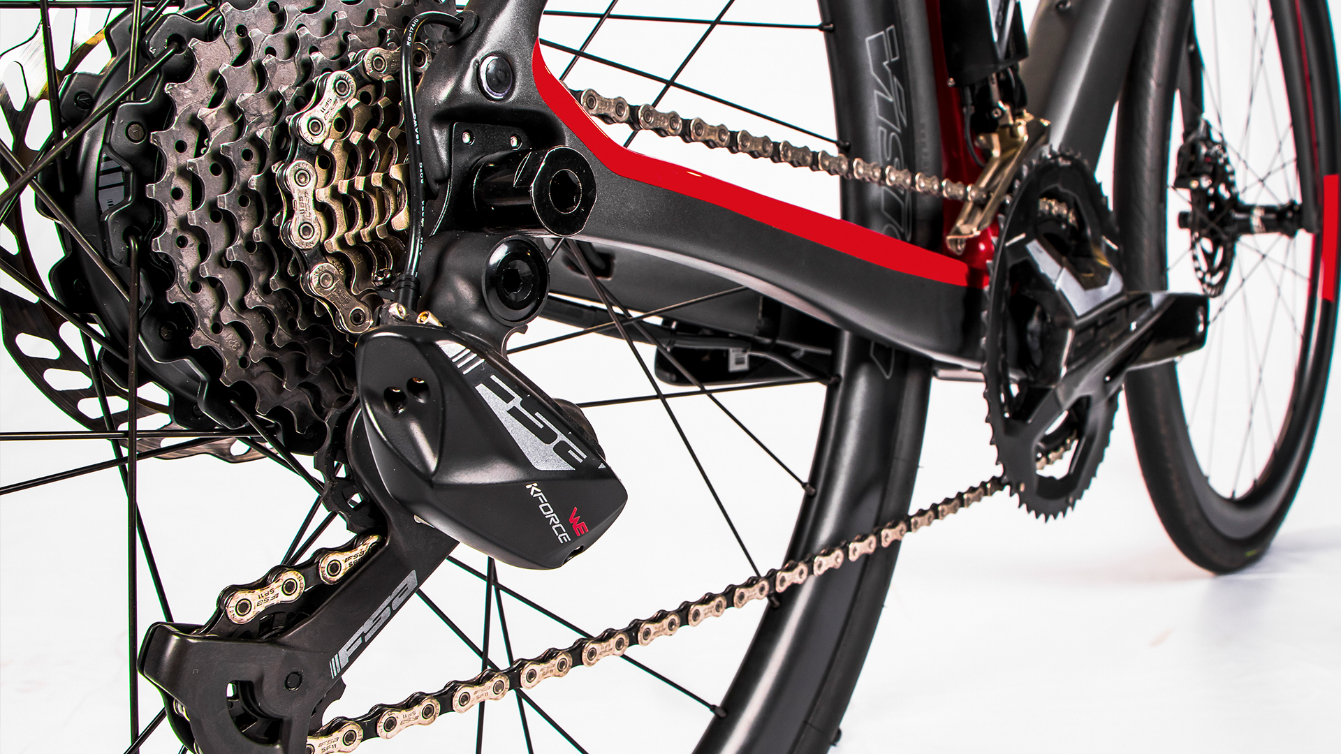 透過APP與手機連線也能即時查看馬達狀態