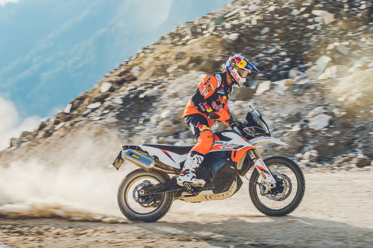 890 Adv R Rally 排量加大,馬力+10!890 ADVENTURE R/Rally 正式發表 | SUPERMOTO8