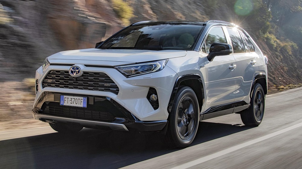 按照RAV4在台灣等紅燈都會有一場車聚的情況來看,如果售價沒有比現行的RAV4高出太多將有可能造成一波熱潮