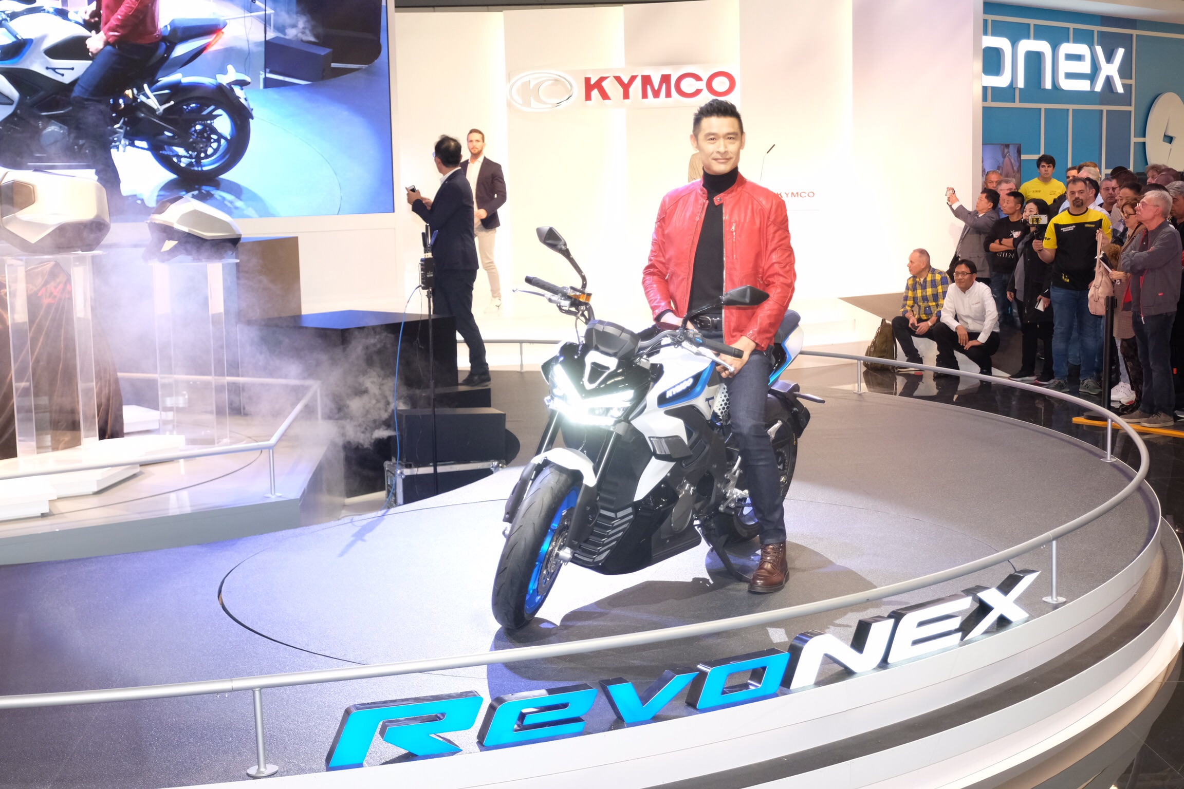 原先預期KYMCO可能會在2020米蘭車展上，帶來RevoNEX電動重機和CV3三輪跨界羊的新消息