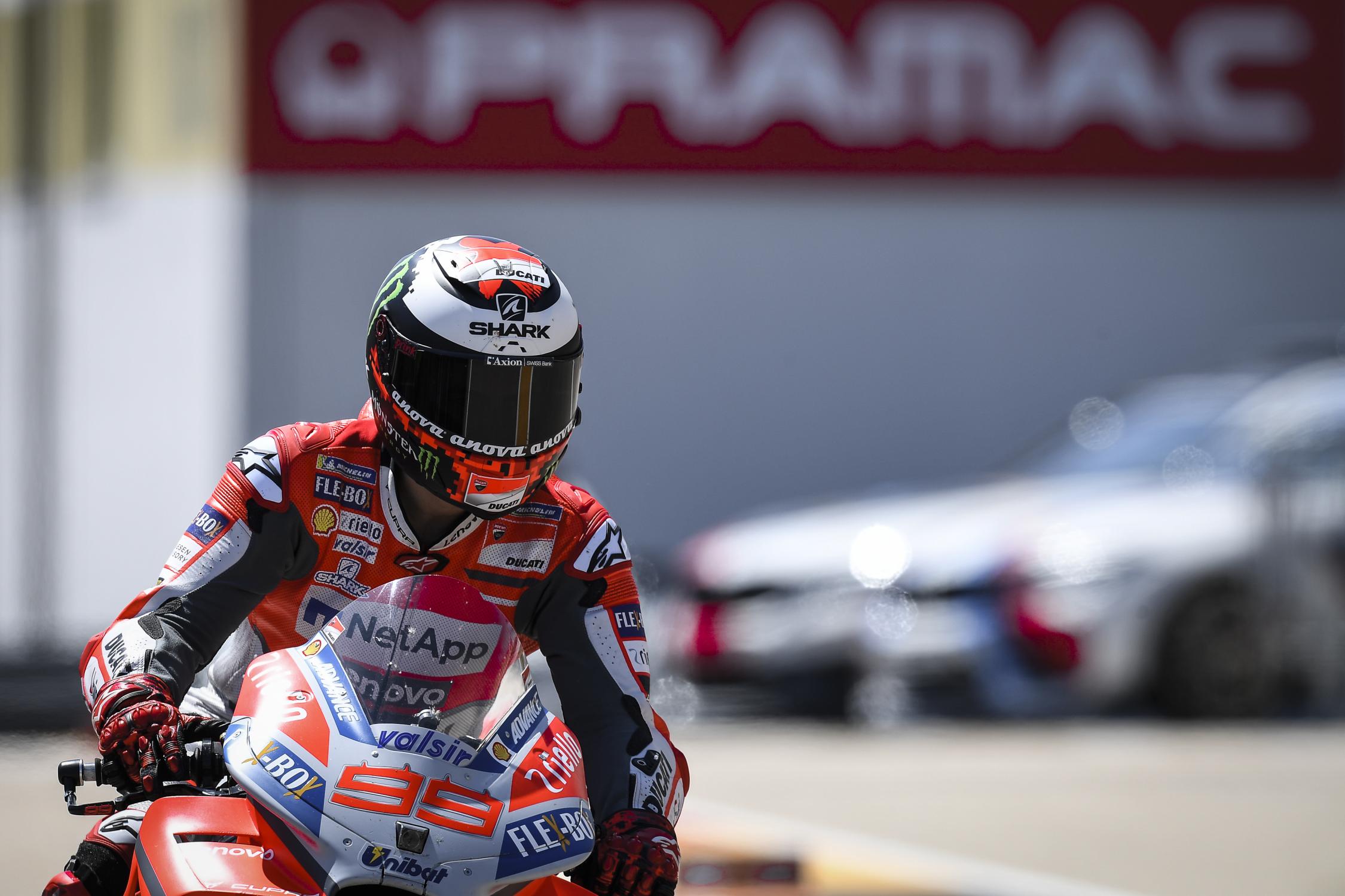 Jorge Lorenzo因為車輛設定失誤,最終以第六名作收。