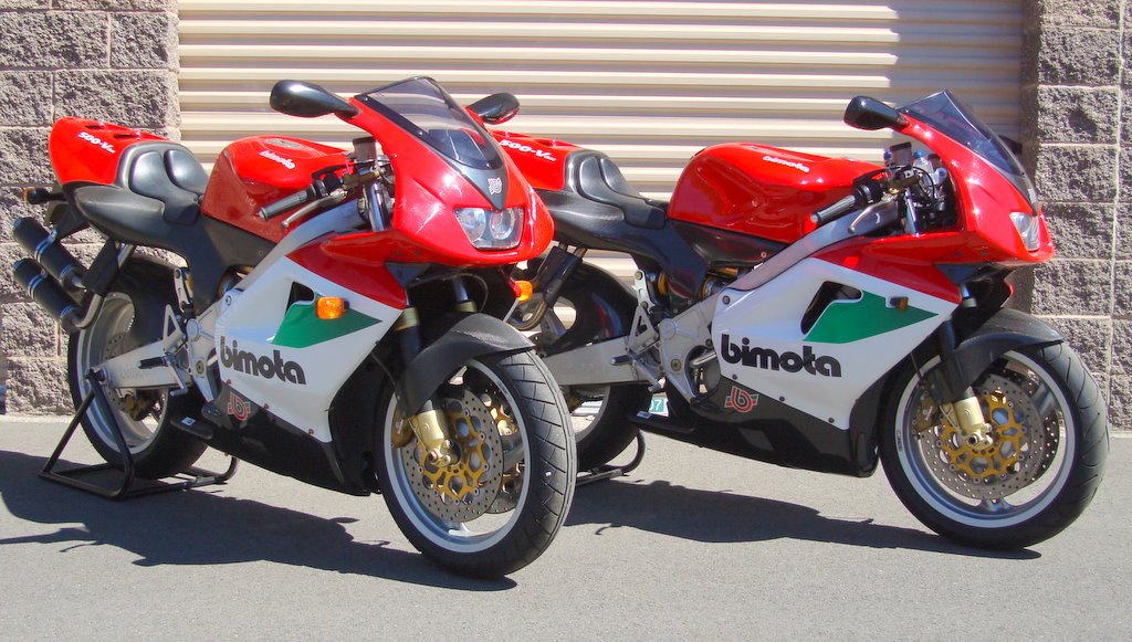 1997 BIMOTA V Due 量產式樣,全車乾重只有145kg,比同年份的HONDA CBR 900RR 足足少了37kg!(實際上市時改為160 kg)
