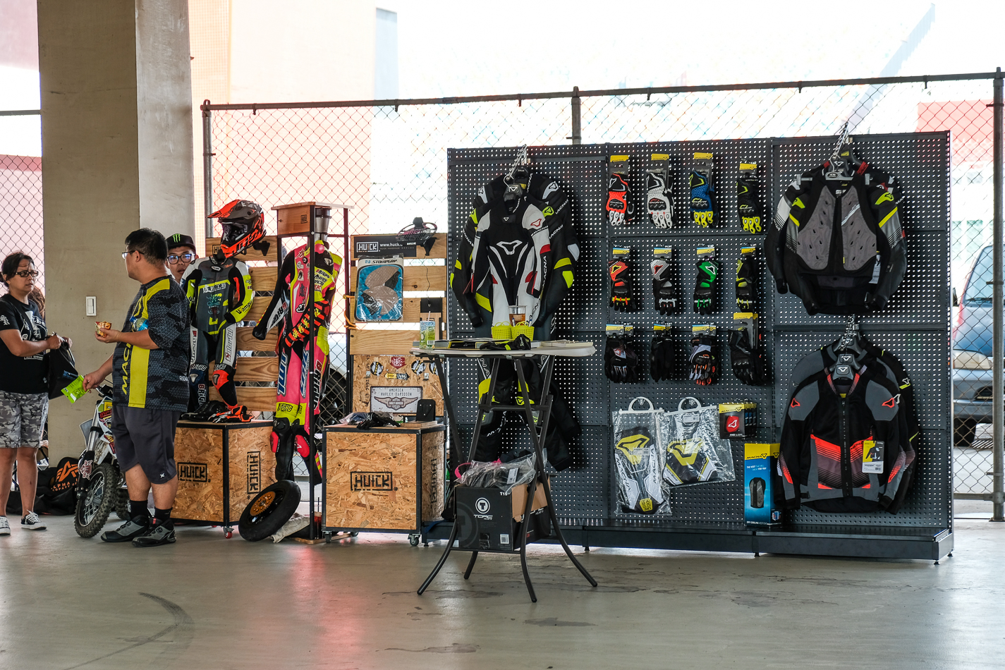 現場也有部品攤位可稍微逛逛