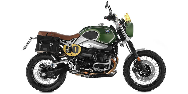 車上的小頭罩、把手護弓、號碼牌、馬鞍包等都是他們開發的商品，更細節的是髮絲紋鋁合金前後土除、前叉內部也是安裝自家的全可調改裝套件