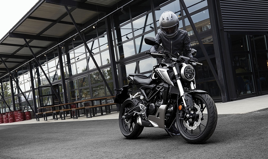 HONDA準備利用CB125R換入電動馬達和電池，打造電動版共構雙生車