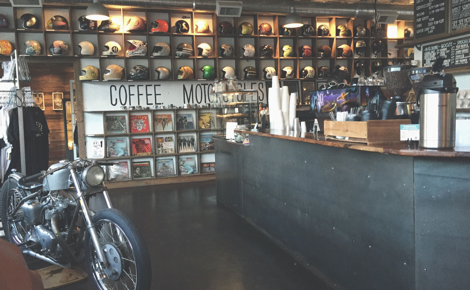 車展的主辦單位是位於波特蘭市的一間咖啡店SEE SEE Motor Coffee Co.,由幾位摩托車愛好者創立,除了咖啡,店內也販售不少人身部品和週邊風格商品。