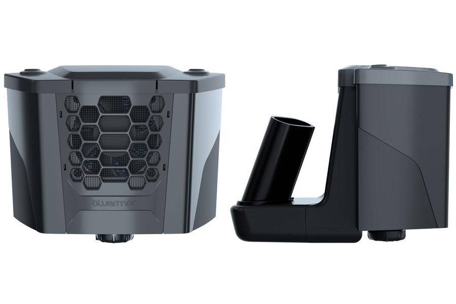 透過導管能將氣流導入帽中,內建風扇則是在靜止時提供涼爽氣流進入,確保騎士的涼快舒適