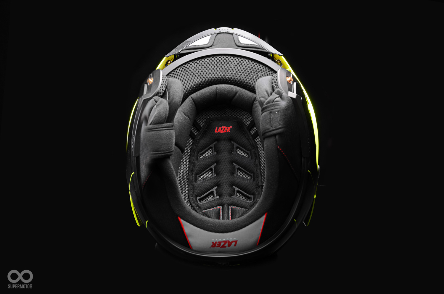 可客製化調整的內襯據，LAZER方面表示會推出亞洲版內襯