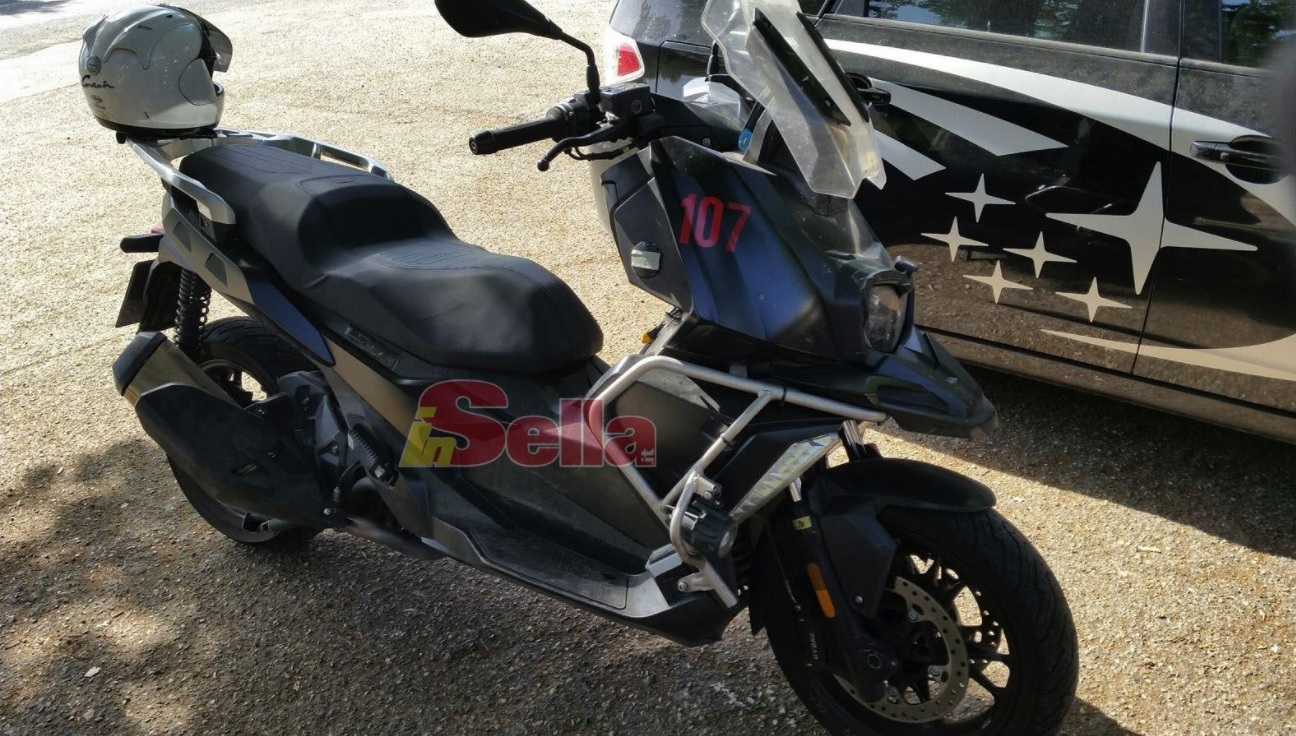 儘管外型粗曠，但就輪框、傳統傳動箱設計和雙槍後避震來看，這台車應該只能在一般道路使用居多