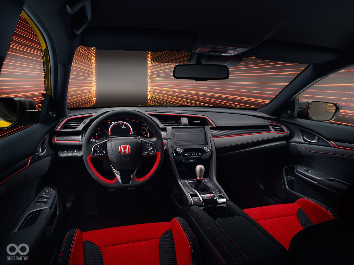 內裝鋪陳與常規販售車款落差不大