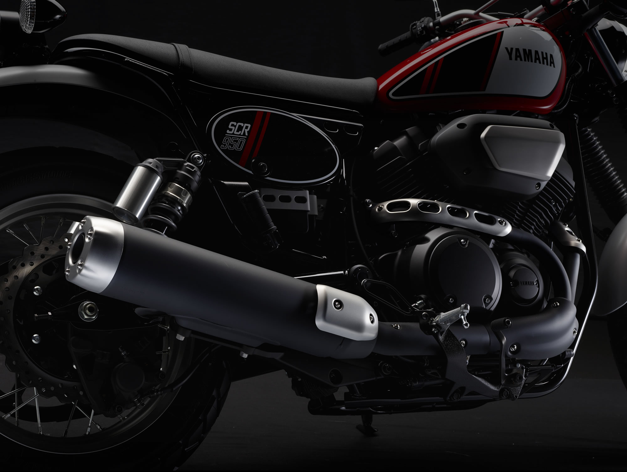 尾管的造型在整台車中顯得有些突兀