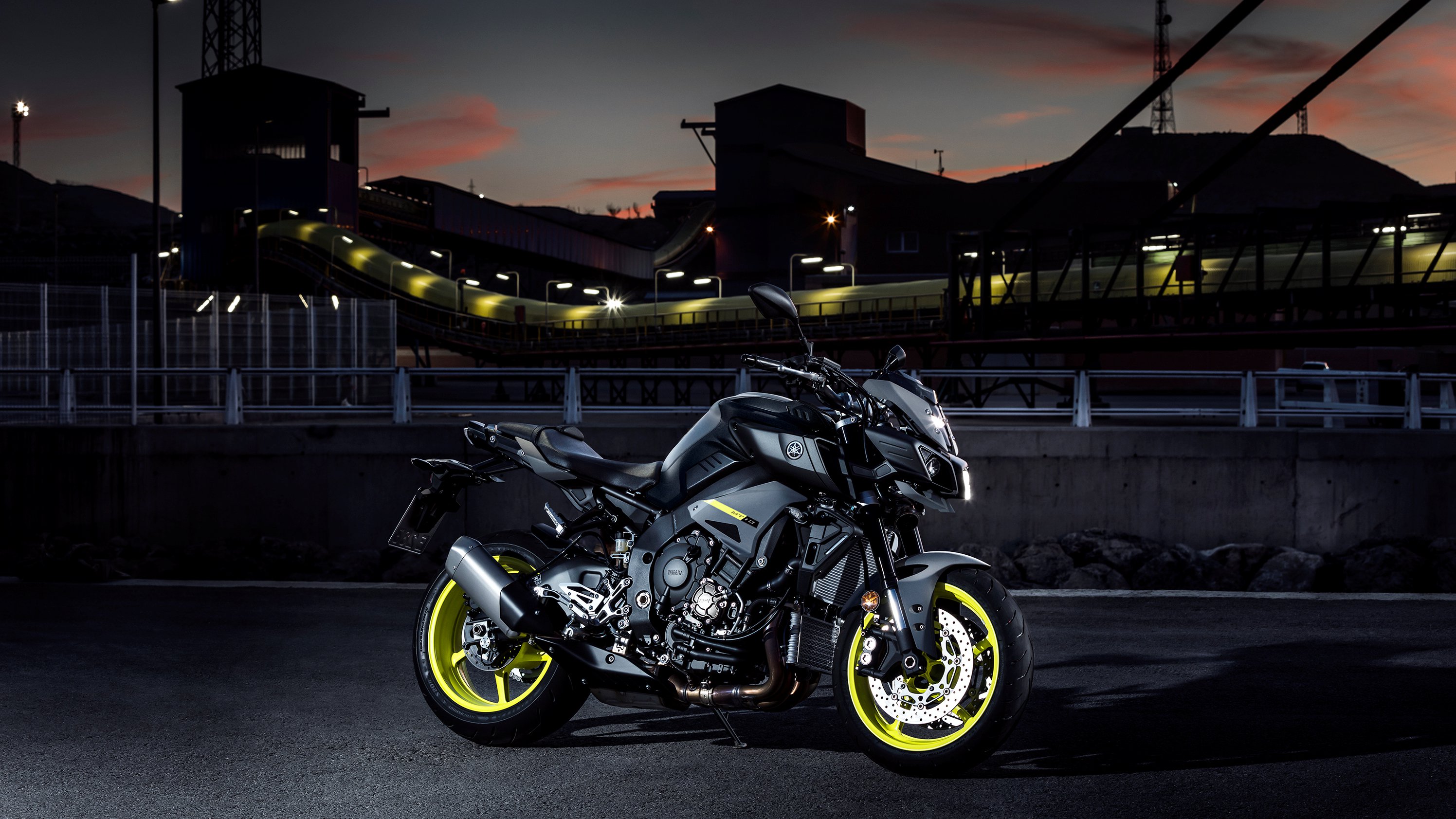 也許MT-10更適合,但改車不就講一種感覺的嗎?