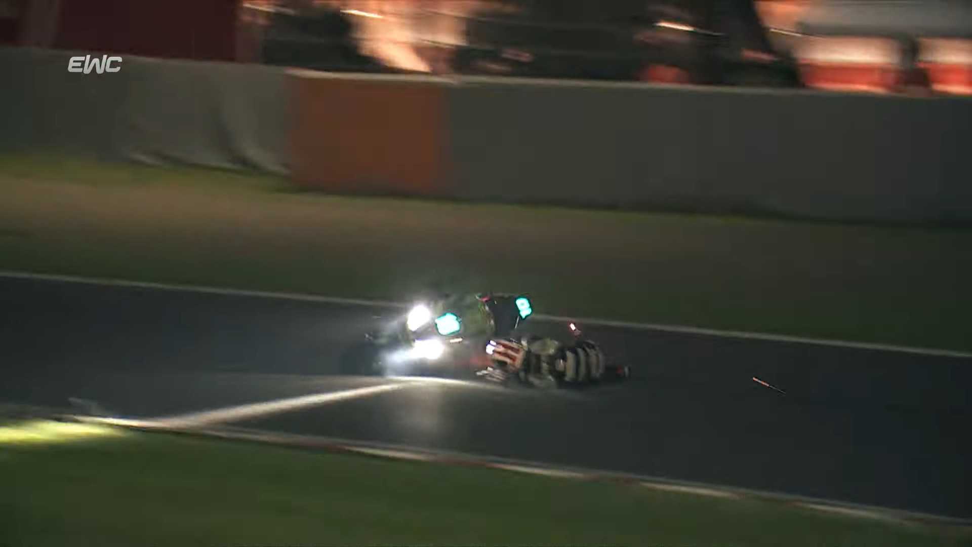 19年時#10 KAWASAKI因賽道上油漬而轉倒,原先被判定未完賽,隨後經大會裁定重拾久違的冠軍