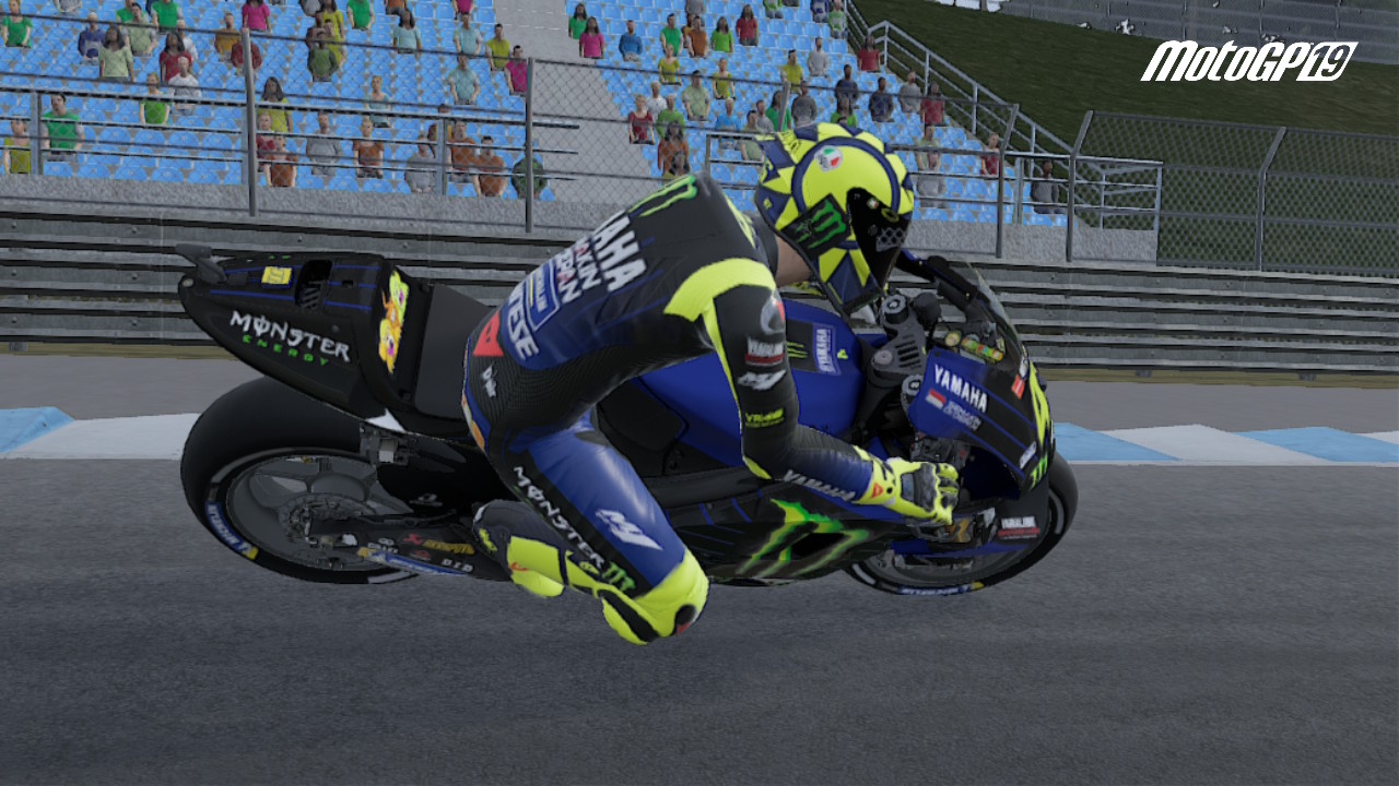 Rossi的騎乘姿勢也有做出區隔，傳奇對決模式與年度GP模式當中不一樣！