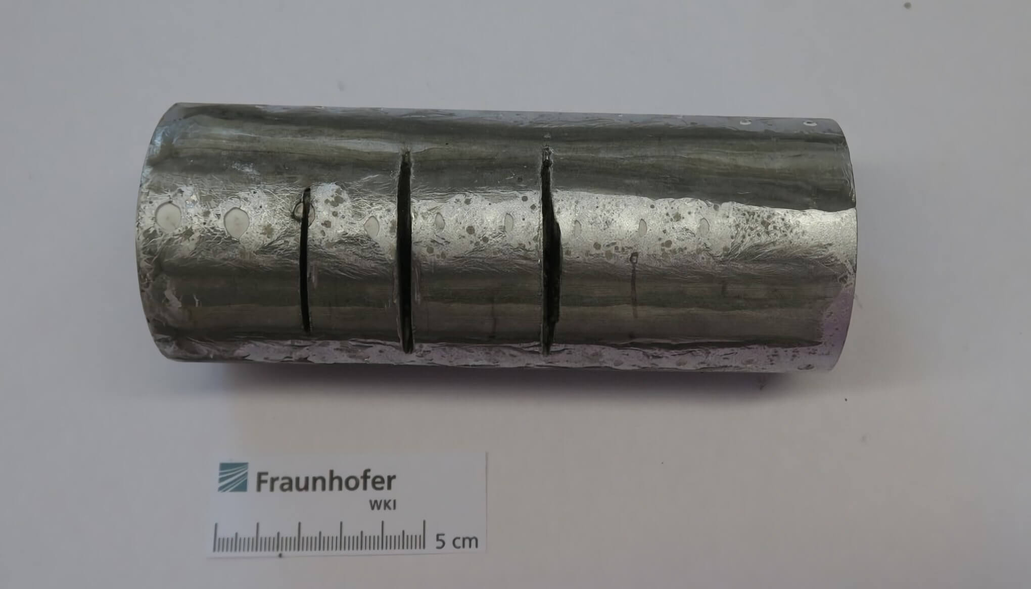 英國和德國科學家合作研發出號稱「切不斷」的全新金屬材質