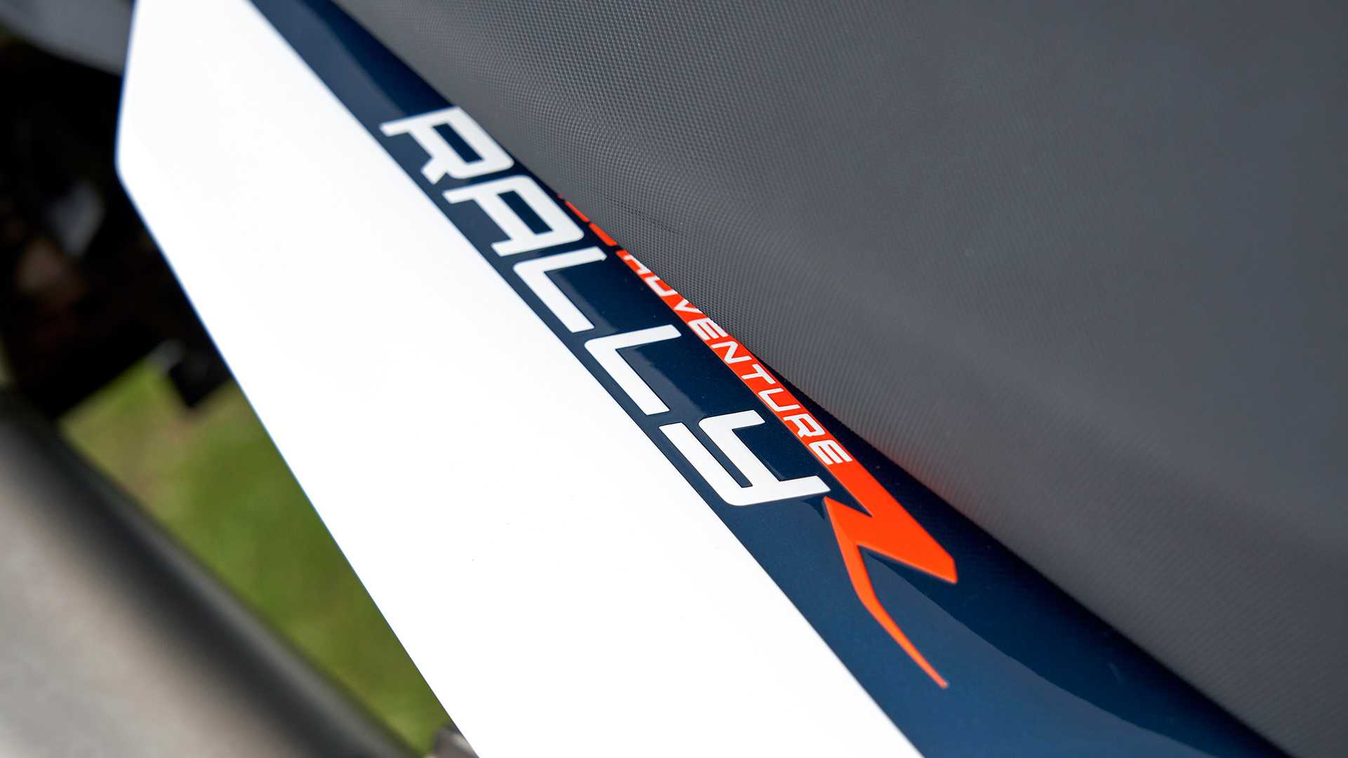 近日KTM又端出更瘋狂的限量版790 Adventure R Rally