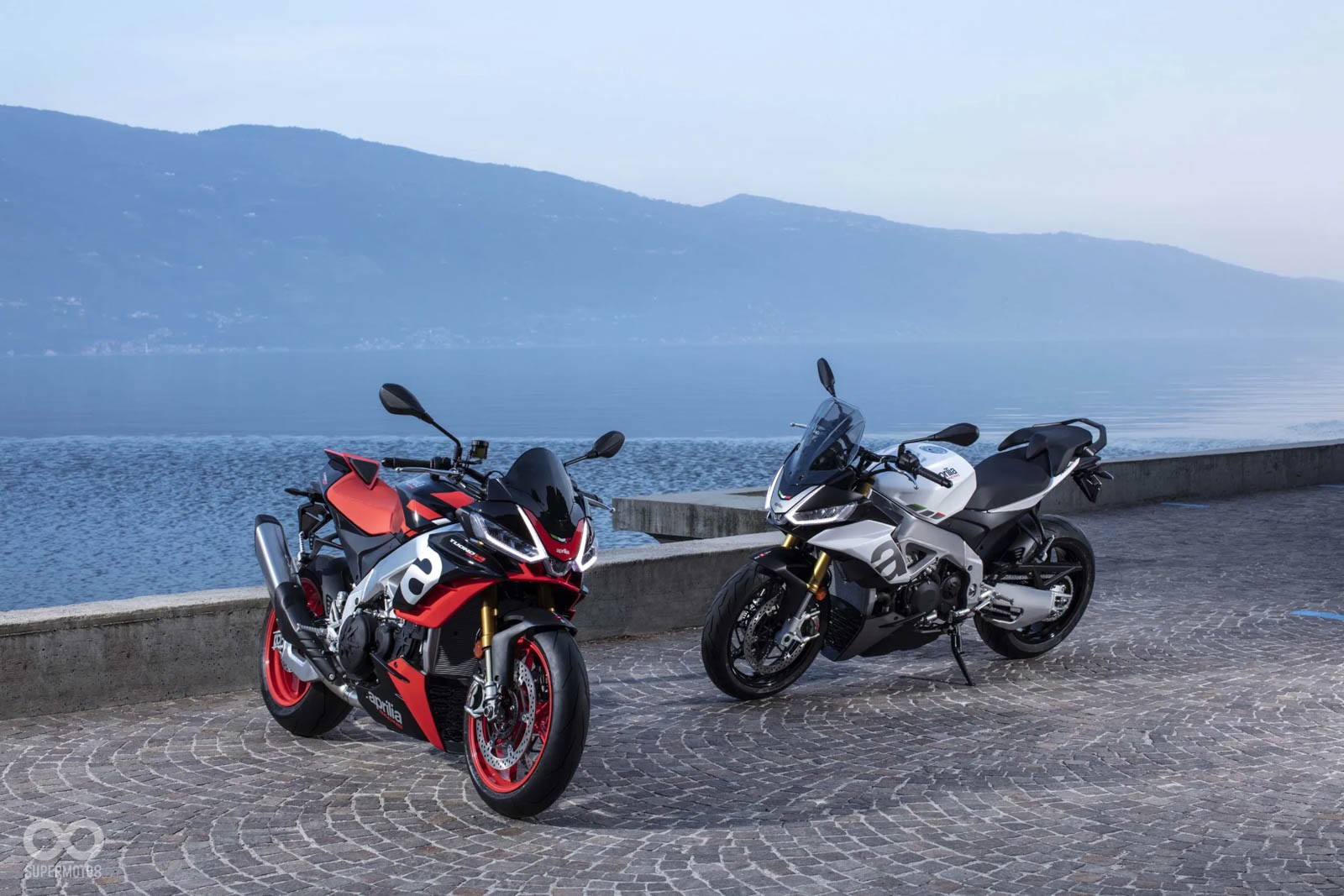2021 Aprilia Tuono V4/Factory雙車海外正式發表