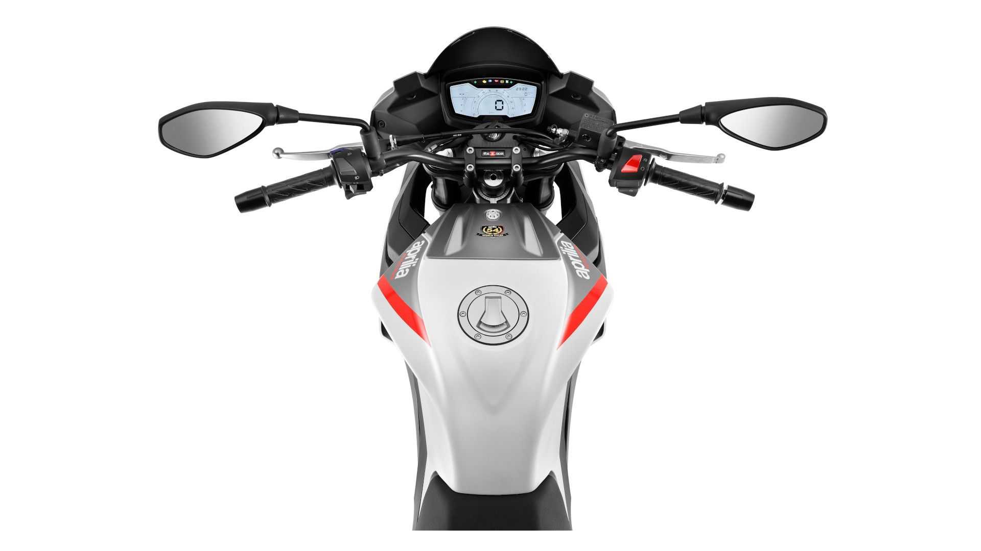 全數位儀表具備手機藍芽連線